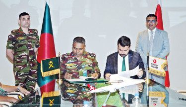 Representatives of the Bangladesh Army and Turkish Airlines sign a memorandum of understanding (MoU) on Thursday to provide serving and retired army personnel with affordable travel options. -ISPR PHOTO