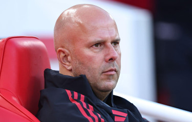 Liverpool's Slot hints at fresh Isak bid despite 'attacking power'