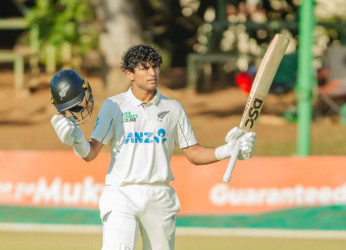 New Zealand build big total in 2nd Test against Zimbabwe