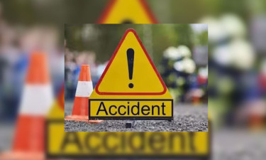 2 killed as car hits Mohakhali flyover divider
