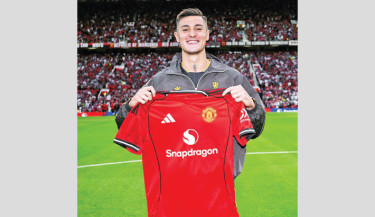 Sesko completes United’s new-look forward line-up