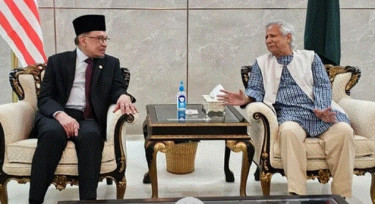 Yunus to meet Malaysian PM Tuesday to boost sectoral cooperation
