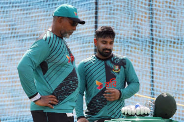 Phil Simmons unhappy with Mirpur pitch despite series win over Pakistan