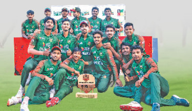 Squad stability delights Naveed after Africa triumph