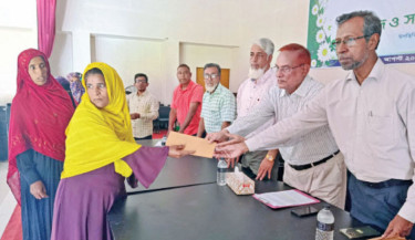 Bashundhara Foundation empowers 417 women with interest-free loans