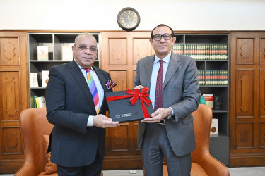 Palestinian envoy meets CJ, praises Bangladesh’s judicial reforms