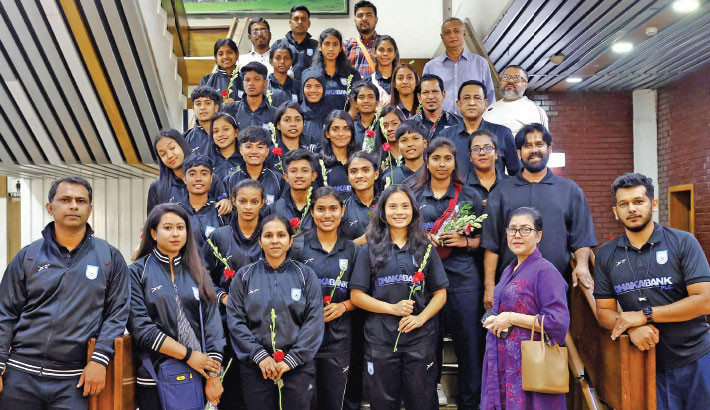 U-20s return home