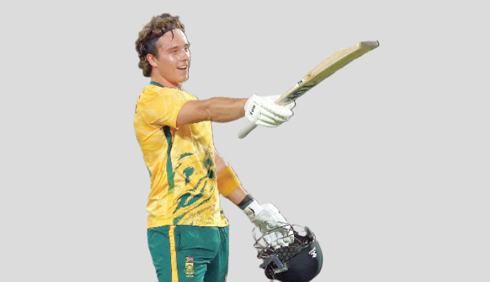 Brevis smashes record ton as South Africa level T20 series