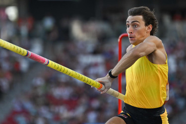 Duplantis sets new pole vault world record of 6.29m