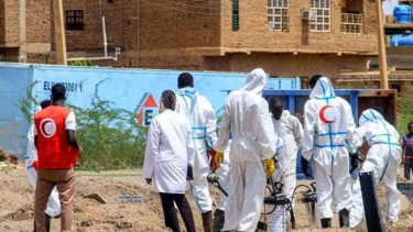 Volunteers help families give Khartoum war dead proper burials