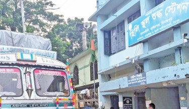 Rice traders refuse to unload consignments due to high duty at Hili port