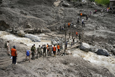 Death toll from flash floods in Pakistan jumps to 180