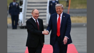 Trump, not Putin, budges