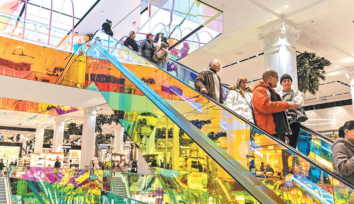 US retail sales rise amid limited consumer tariff hit so far