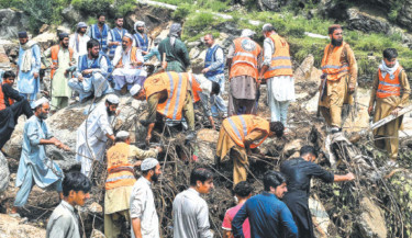 Hopes for survivors wane as landslides bury Pakistan villages