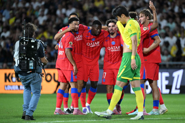 PSG get Ligue 1 title defence off to winning start