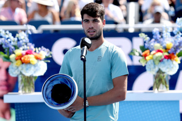 Alcaraz wins Cincinnati Open as Sinner retires