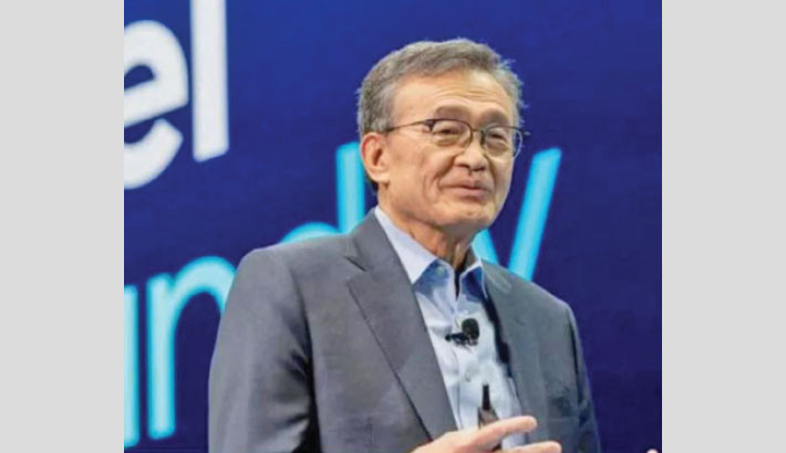 Intel shares jump as Softbank to buy $2bn stake in chip giant