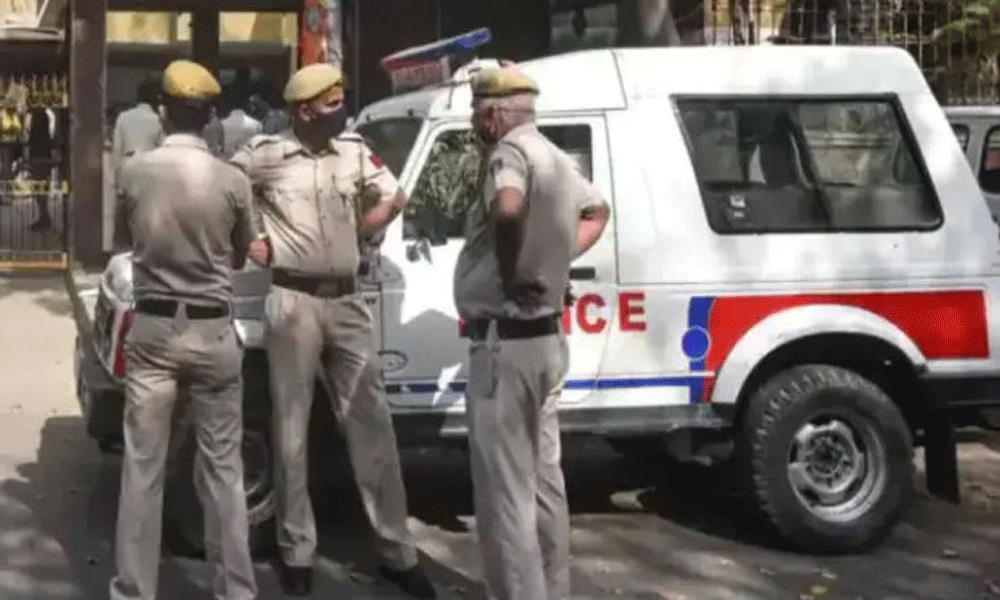 Over 50 Delhi schools receive bomb threat