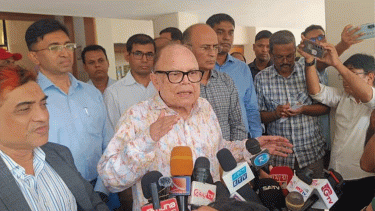 Govt to sell rice at Tk15 per kg to 55 lakh people: Food adviser