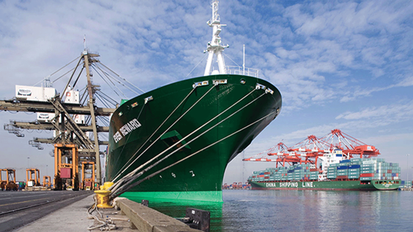 Ctg port space reaches breaking point