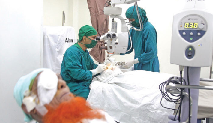 BEHRI offers free cataract surgeries to 34 poor patients