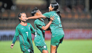Bangladesh begin campaign with comfortable win