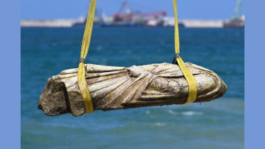 Egypt reveals 2,000-year-old ruins discovered in Alexandria waters
