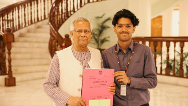 CA hands over deed of Purbachal-plot to Sagar-Runi’s son