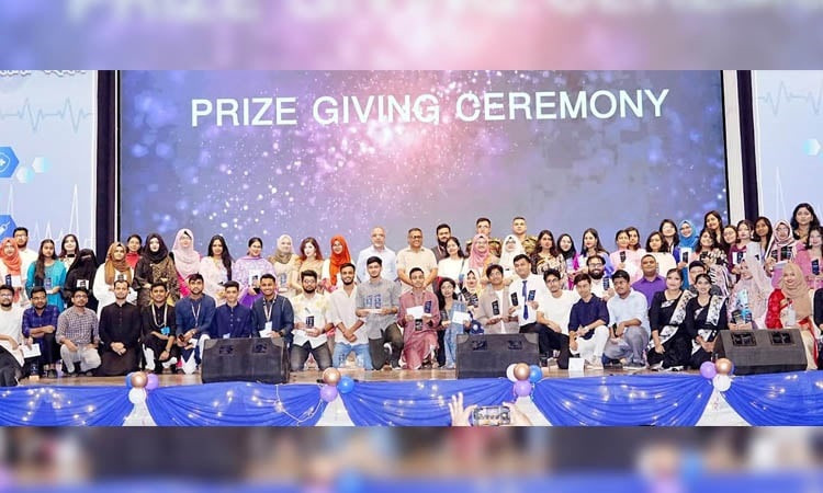 Army medical cultural, art, photography fest held in city