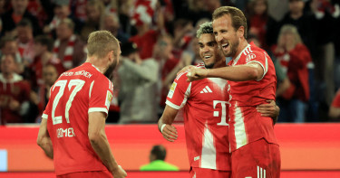 Kane hits hat trick as Bayern make 'statement' in Bundesliga opener