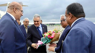 Pakistan FM Ishaq Dar arrives in Dhaka