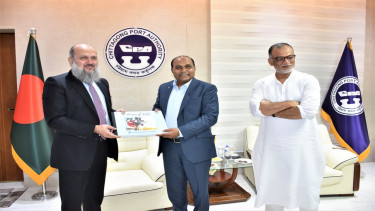 Adviser Bashir, Pak Minister Khan visit Ctg Port