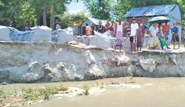 Teesta, Dharla erosion leaves thousands in Lalmonirhat at risk
