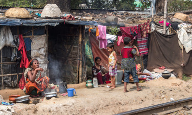 Poverty in Bangladesh increases sharply to 27.93%