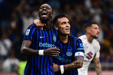 Powerful Inter thrash Torino in Serie A opener