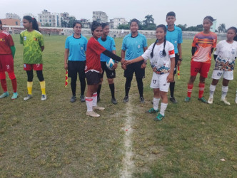 Dinajpur, Thakurgaon cruise to big wins