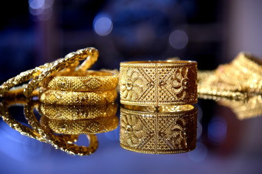 Gold prices rise by Tk1,050 per bhori