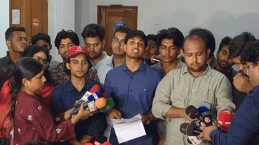 Chhatra Dal panel submits memo demanding increase in polling stations