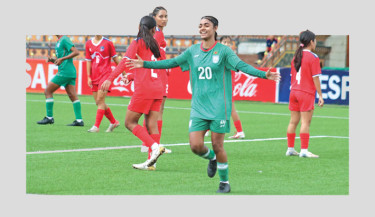 PRITY HAT-TRICK KEEPS TITLE HOPES ALIVE