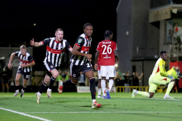 Man United loss to 4th-division team Grimsby Town in League Cup