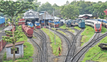 Acute locomotive crisis cripples passenger, freight services