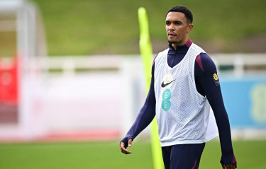 Alexander-Arnold dropped by England for World Cup qualifiers