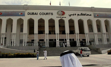 Worker awarded 70,000 Dirham after losing 2 fingers in machine accident