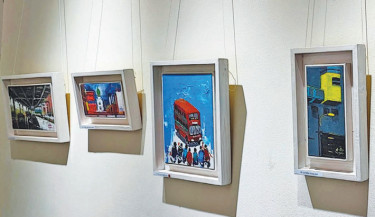 A perfect combination of art and the reality of city life