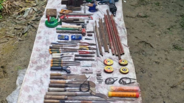 Illegal arms factory busted in Ctg’s Sitakunda; 4 held