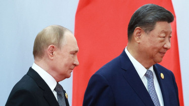 Xi and Putin round on West at regional summit in China