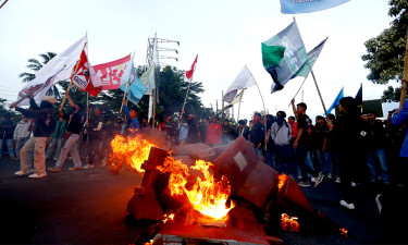 20 people missing after deadly Indonesia protests