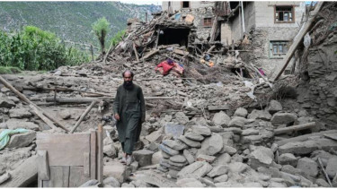 Afghanistan quake toll rises to over 900