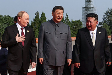 Flaunting ‘terrifying’ new weapons, China says world faces ‘war or peace’